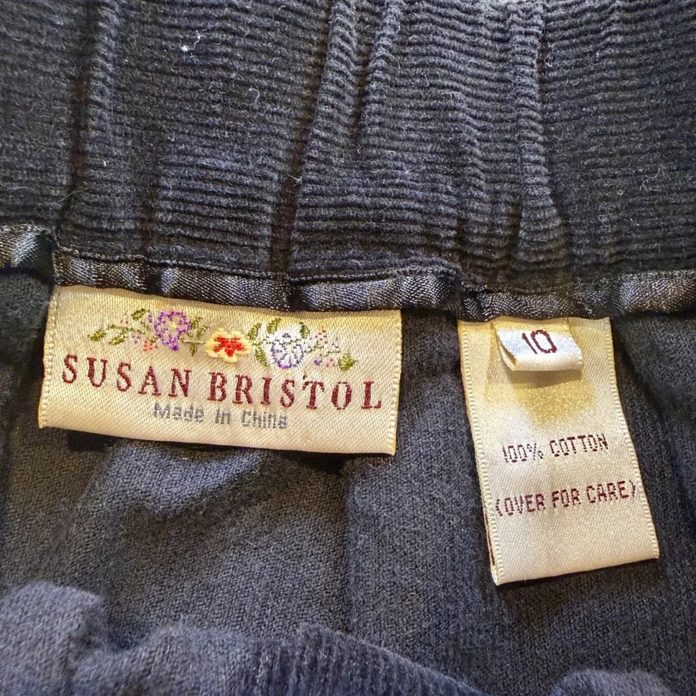 Vintage Susan Bristol Black Corduroy Button Midi Skirt Pockets Pleated Size 10